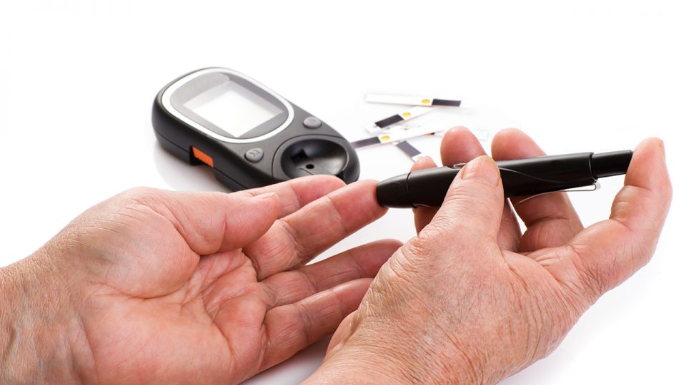 ¿Cómo monitorear sus niveles de Glicemia o Glucemia?