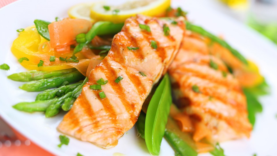 Beneficios del Pescado azul y el Omega 3 como protectores Cardiovasculares